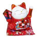 Διακοσμητική Τυχερή Λευκή Γάτα Καλωσορίσματος σε Μαξιλάρι Ρεύματος και Μπαταρίας - Feng Shui Welcome Cat 24cm