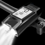 Αδιάβροχο Ταχύμετρο 4 σε 1 με Φώτα Πορείας 800Lm, Κόρνα 120db & Χρονόμετρο - Επαναφορτιζόμενος Φακός LED με 4 Ρυθμίσεις Φωτισμού Μαύρο