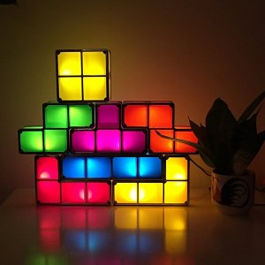 Επαναφορτιζόμενα Φωτιζόμενα Τουβλάκια Tetris Light Tacbit – Τα αγαπημένα τουβλάκια φωτίζουν το σπίτι