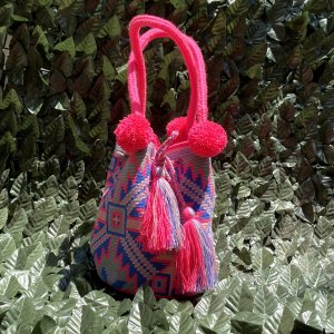 Μοναδική Χειροποίητη Κολομβιανή Boho Style Πλεκτή Τσάντα Fucsia, Azul, Rosa - Wayuu Mochila