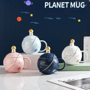 Τρισδιάστατη Κεραμική Κούπα Space Walk 350ml με Καπάκι &amp; Κουταλάκι σε Διάφορα Χρώματα