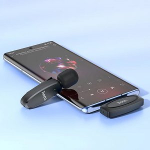 Ασύρματο Πυκνωτικό Μικρόφωνο Πέτου Type-c για Κάμερα και Κινητό με Εμβέλεια 20μ Hoco Μαύρο