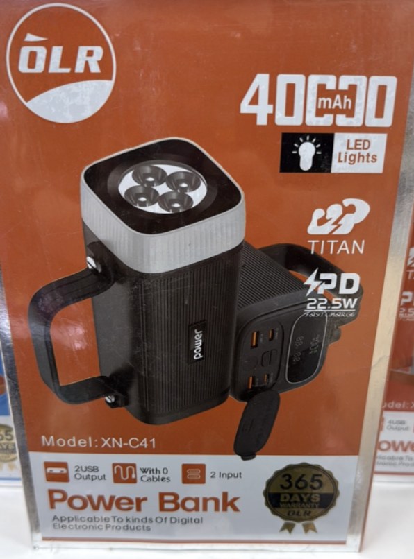 Power Bank 40000mAh Με Φακό LED Και PD 22.5W - 2 USB Έξοδοι, 2 Είσοδοι Power Bank 40000mAh Με Φακό LED Και PD 22.5W - 2 USB Έξοδοι, 2 Είσοδοι