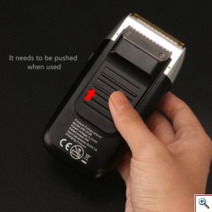 Kemei® Επαναφορτιζόμενη Ξυριστική Μηχανή - Τρίμερ 5W με Διπλή Λεπίδα - LCD Οθόνη - 3 Ρυθμίσεις Στροφών & Τσαντάκι Μεταφοράς
