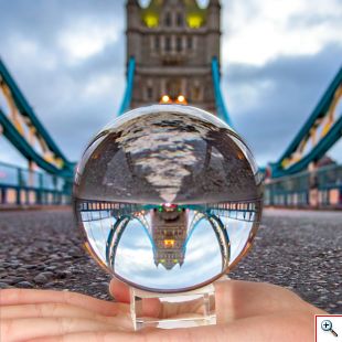 Επαγγελματική Lensball Σφαίρα Φωτογράφισης 60mm με Κρυστάλλινη Βάση για Μοναδικές Λήψεις 