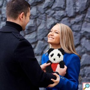 Αρκουδάκι Panda από Τεχνητά Τριαντάφυλλα 40cm