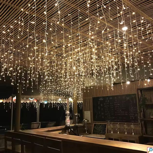 Χριστουγεννιάτικα Λαμπάκια Βροχή 100LED Θερμού Λευκού Φωτισμού - 2,5m