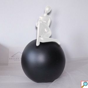 Διακοσμητική Φιγούρα Ανθρώπου Πάνω σε Σφαίρα 12x19cm