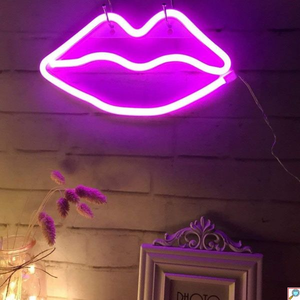 Διακοσμητικό Neon LED Φωτιστικό Χείλη Decoration Lamp Lips 15x27 cm