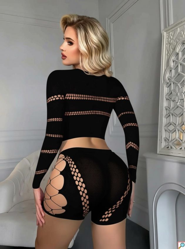 Σέξι Δικτυωτό Σετ Lingerie Μακρυμάνικο Crop Top και Σορτσάκι με Ανοίγματα στο Στήθος και στα Πλάγια, Ελαστικό, One Size, Μαύρο