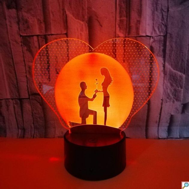 Επιτραπέζιο Φωτιστικό LED 3D Illusion Ζευγάρι σε Καρδιά - 7 Χρώματα - Ατμοσφαιρικός Φωτισμός, USB, Ιδανικό για Δώρο