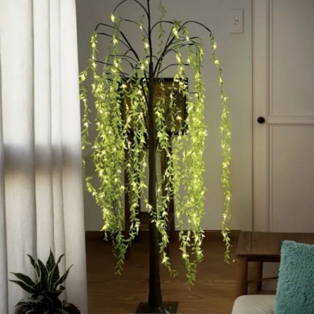 Φωτιζόμενο Δέντρο 560 LED με Θερμό Λευκό Φως & Πράσινα Φύλλα 180cm