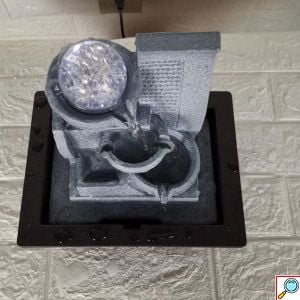 Διακοσμητικό Συντριβάνι Feng Shui Καταρράκτης Τρεχούμενου Νερού με Κιούπια, Εφέ LED Φωτισμού και Κρυστάλλινη Σφαίρα 23x23x18 cm