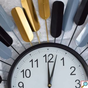 Μεγάλο Τρισδιάστατο Μεταλικό Ρολόι Τοίχου με Μοτίβο Φτερών 60x60cmΜεγάλο Τρισδιάστατο Μεταλικό Ρολόι Τοίχου με Μοτίβο Φτερών 60x60cm