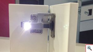 Σετ 4 Led Φωτιστικά Ντουλάπας με Μηχανισμό On Off 3L100 με Δώρο Μπαταρία