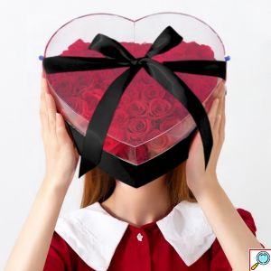 Πολυτελές Κουτί Δώρου με Κορδέλα σε Σχήμα Καρδιά 
