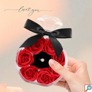 Τεχνητά Κόκκινα Τριαντάφυλλα με Δαχτυλίδι σε Κουτί Δώρου 15 × 10.5 cm
