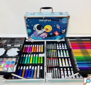 KidsArt Πλήρες Σετ Βαλιτσάκι Ζωγραφικής 145τμχ Παιδικό με Μαρκαδόρους,Ξυλομπογιές,Νερομπογιές,Κηρομπογιές με Σχέδιο Αστροναύτης 